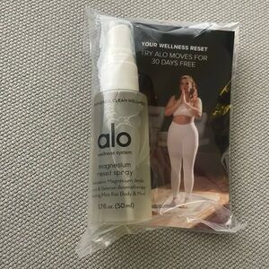 NWT Alo Magnesium Spray 1.7oz
